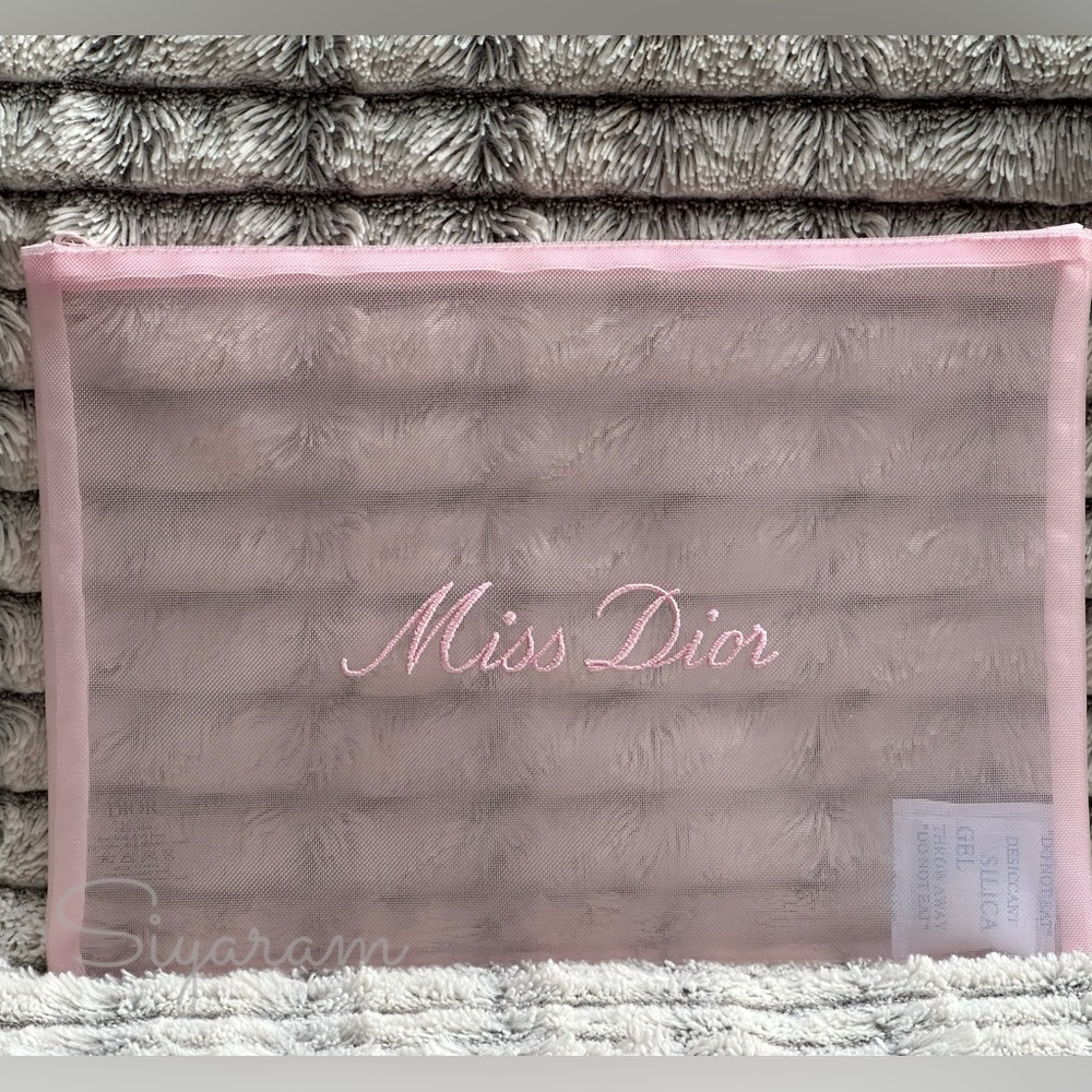Dior Miss Dior pouch/ cosmetic bag/ wallet/ wallet/ Toiletry bag